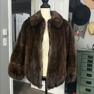 Luxurious Vintage Dark Brown Mink Fur Jacket